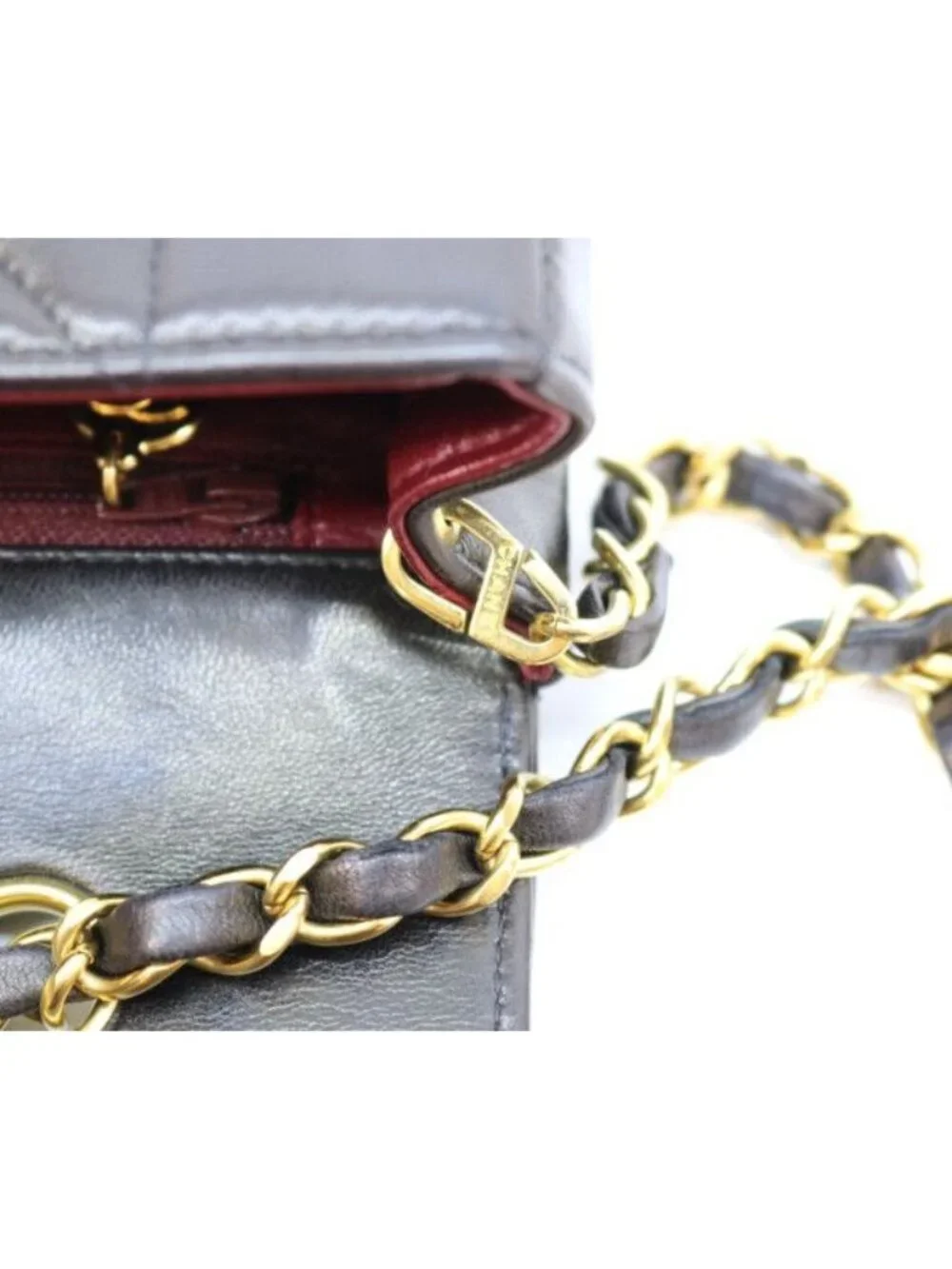 Chanel Black Quilted Lambskin Gold Diana 22 Shoulder